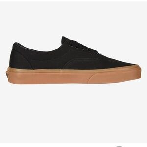 Vans Era Core Classics - Black with gum soles, Size 5.5